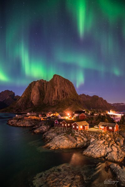 Northern lights above Hamnøy (18mm, 15s, f/4, ISO 1000)